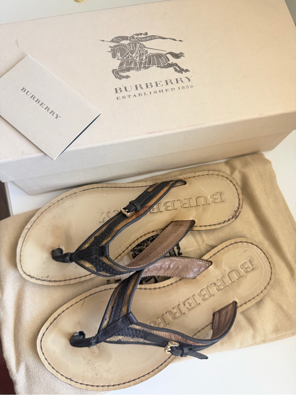 Burberry Tan & Black Leather Thong Sandals